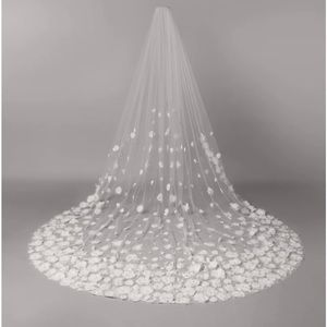 Rita Vinieris Celeste Veil in Ivory